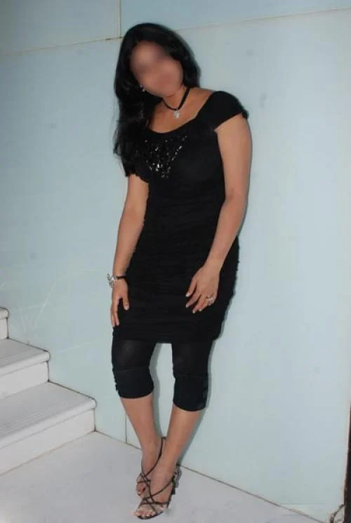 Call Girls Belthara Road